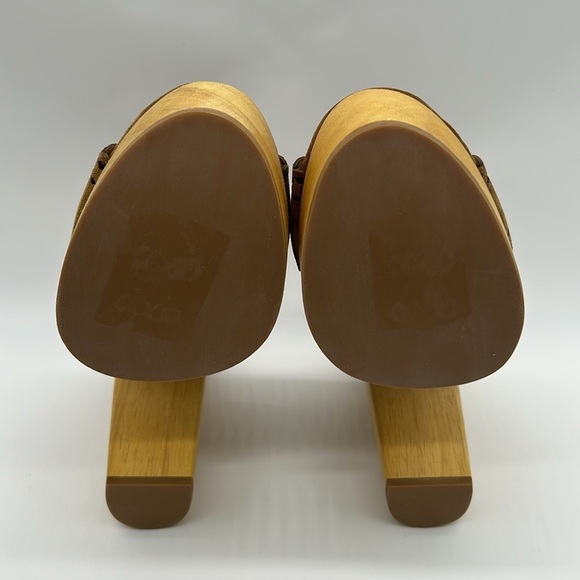 Veronica Beard Gaynor Platform Mules 10 Brown Suede Laser Cut Wooden Heel NWB - Picture 8 of 10